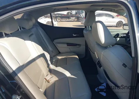 2017 Acura Tlx из США, поврежденный, VIN 19UUB1F31HA002463